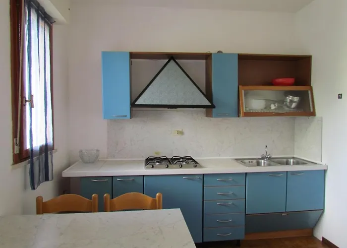 Appartement Lovely Flat With Pool Access *