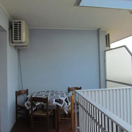 דירה Lovely Flat With Pool Access *